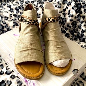 NEW Blowfish Malibu shoes